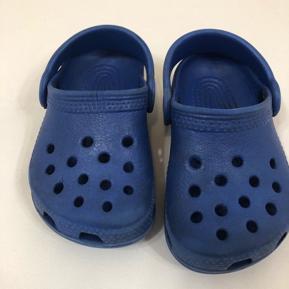 Blue crocs - Picture 5 of 6